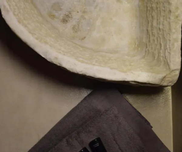 Prasini * Ayios Sostis